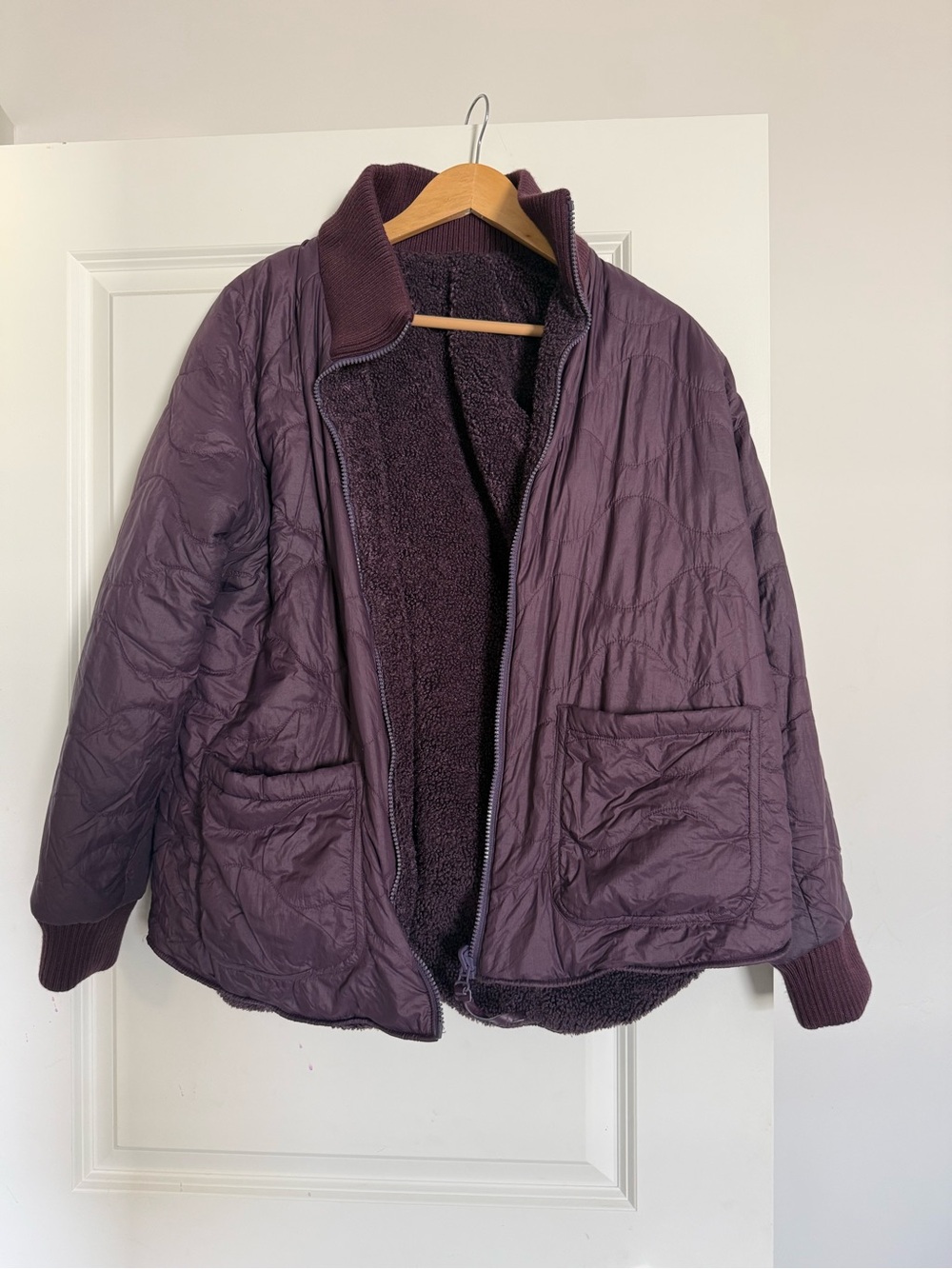 Beyond yoga Women's Quilted Reversible Jacket - eggplant